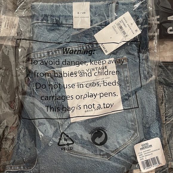NWT GOOD AMERICAN | Good Vintage Fray in Indigo size 8 / 29 - Picture 6 of 6